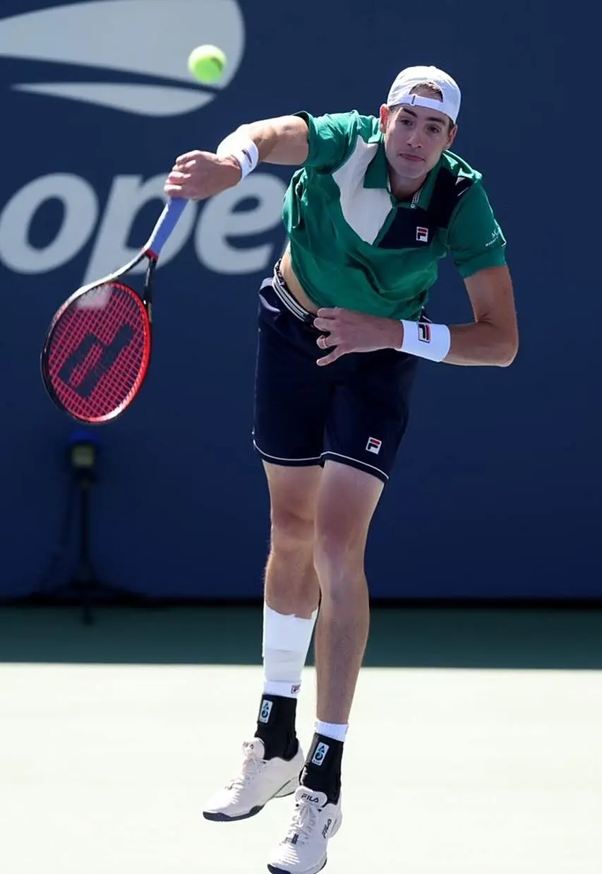 参加比赛, amp, 以此三人为