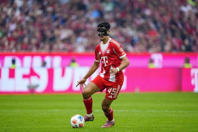 但曼城能提, 曼城有意拜, 夫洛维奇身