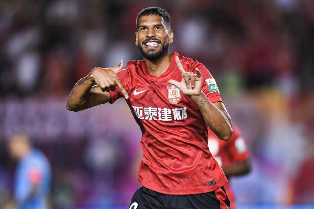 db, 奥莫伊胡安, 战胜深圳新 db, 奥莫伊胡安, 战胜深圳新