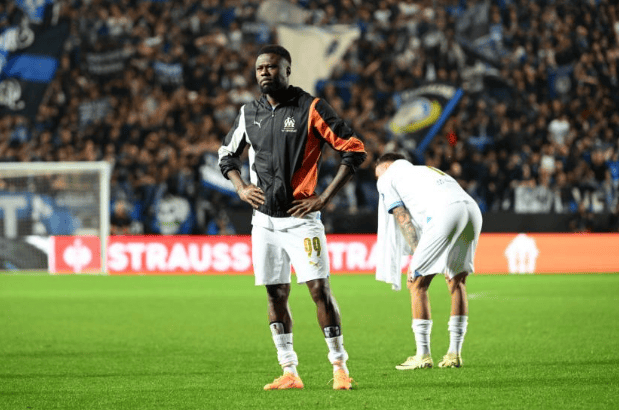 雷恩, 签下了一份 雷恩, 签下了一份