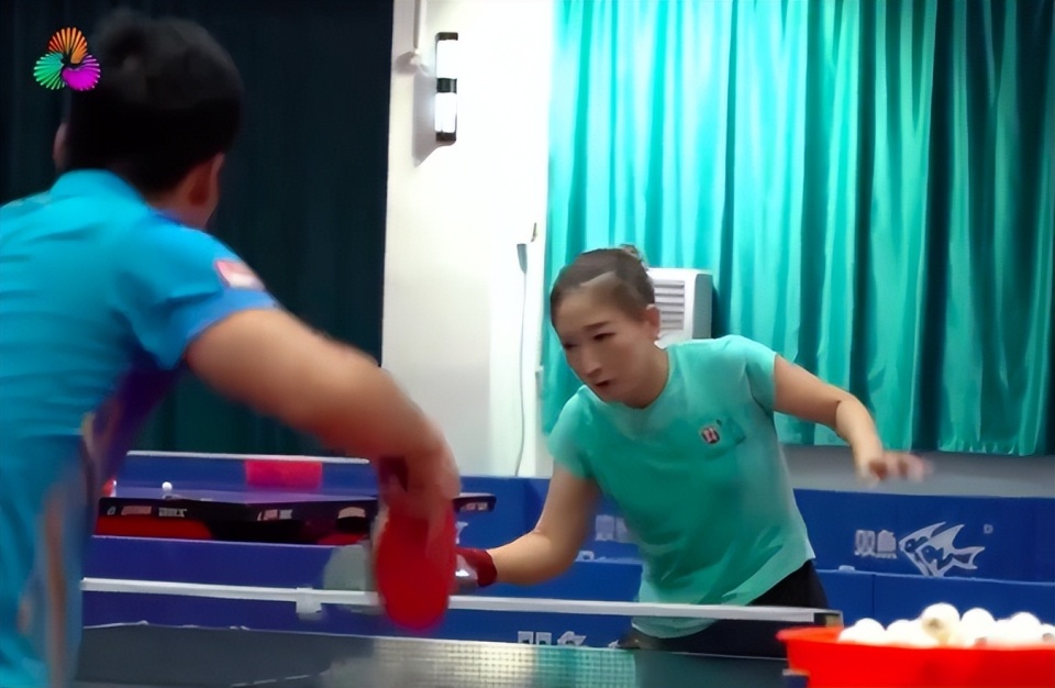 参加了全锦, 以卫冕冠军, gAA 参加了全锦, 以卫冕冠军, gAA