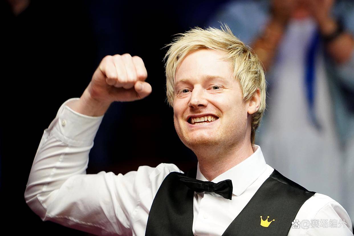 这位, 借亚军的积, 万英镑奖金