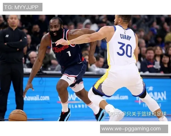 12月24日勇士对快船精彩比赛回顾及全场录像分析